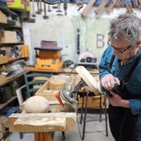 Visite de la chapellerie / Atelier de formier Hats blocks Laforest