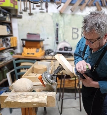 Visite de la chapellerie / Atelier de formier Hats blocks Laforest