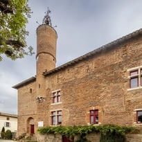 Visite guidée à 2 voix du château de Bioule (français et occitan)