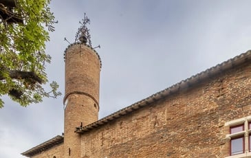 Visite guidée à 2 voix du château de Bioule (français et occitan)