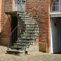 Visite libre de la cour et de l'escalier d'honneur de l'hôtel Lefranc de Pompignan