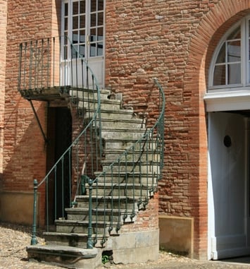 Visite libre de la cour et de l'escalier d'honneur de l'hôtel Lefranc de Pompignan