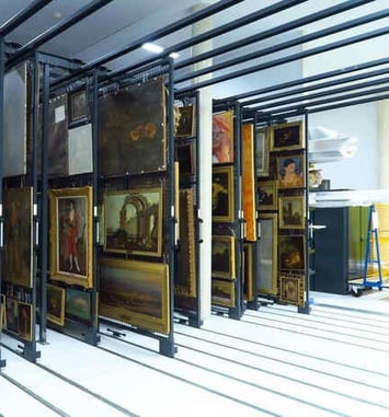 Visite guidée : dans les réserves du musée...