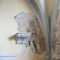 La découverte des peintures médiévales de l'église d'Espis