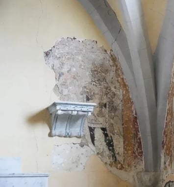 La découverte des peintures médiévales de l'église d'Espis